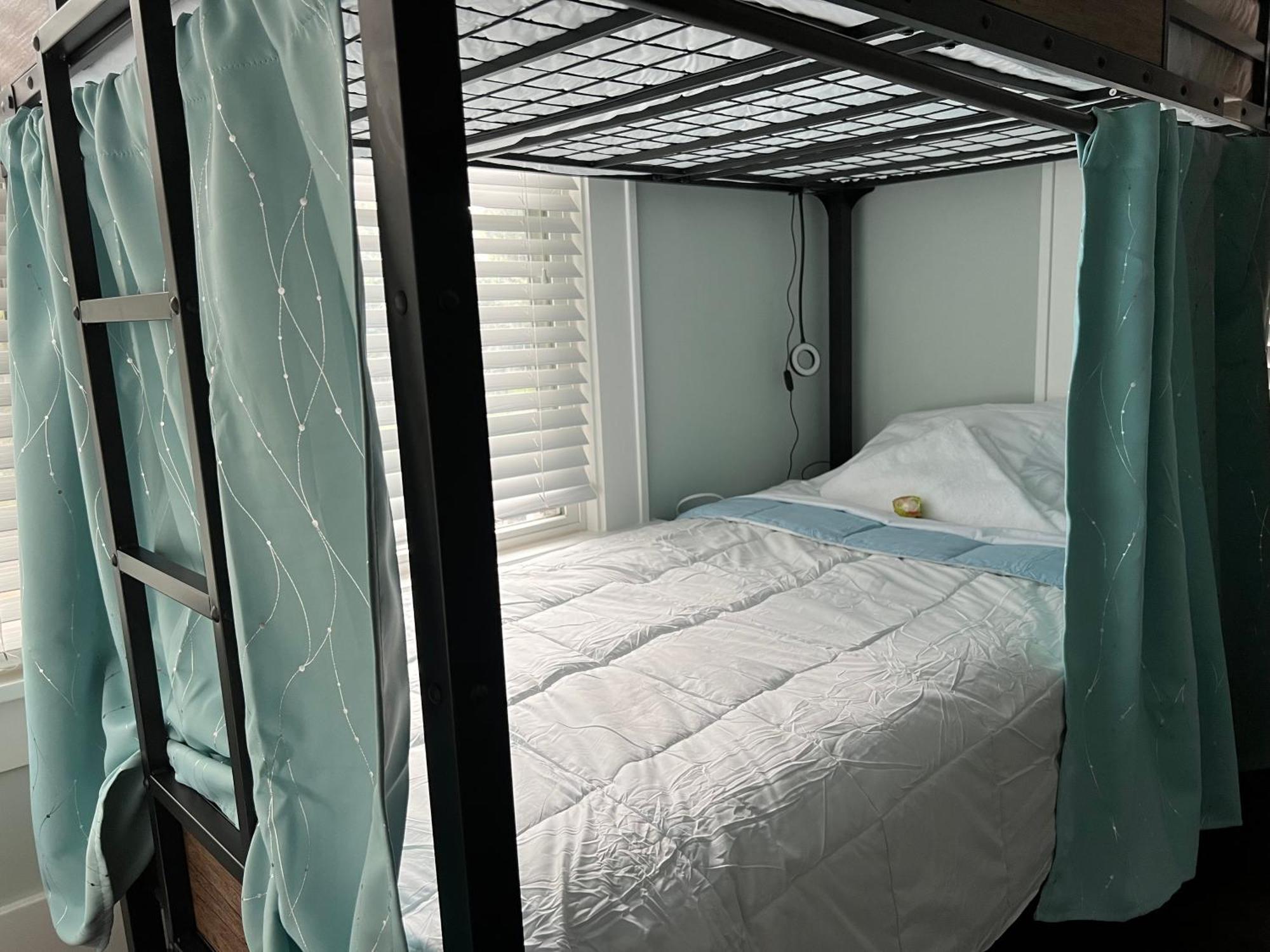 Mycrib Houston Hostel المظهر الخارجي الصورة