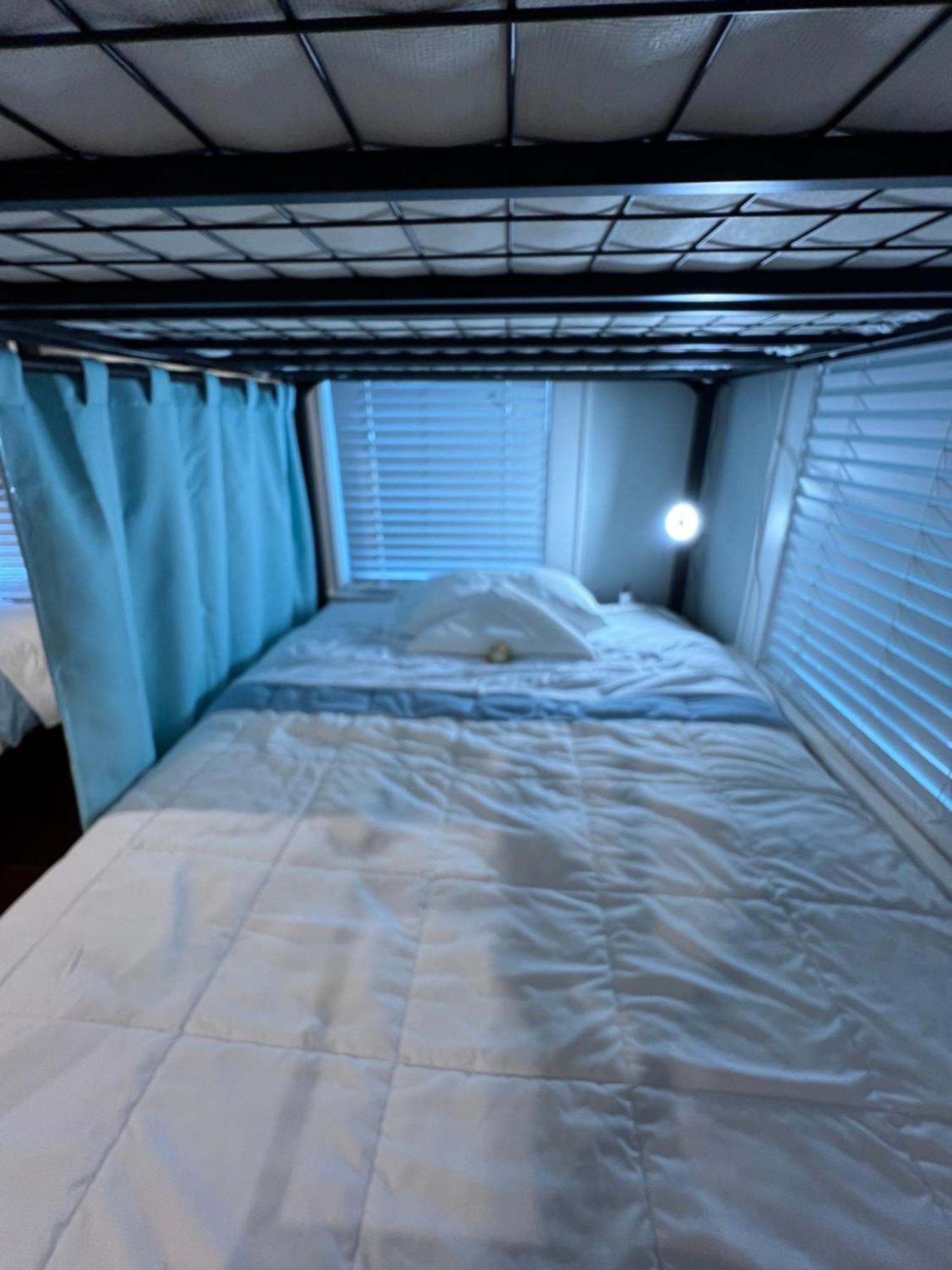 Mycrib Houston Hostel المظهر الخارجي الصورة