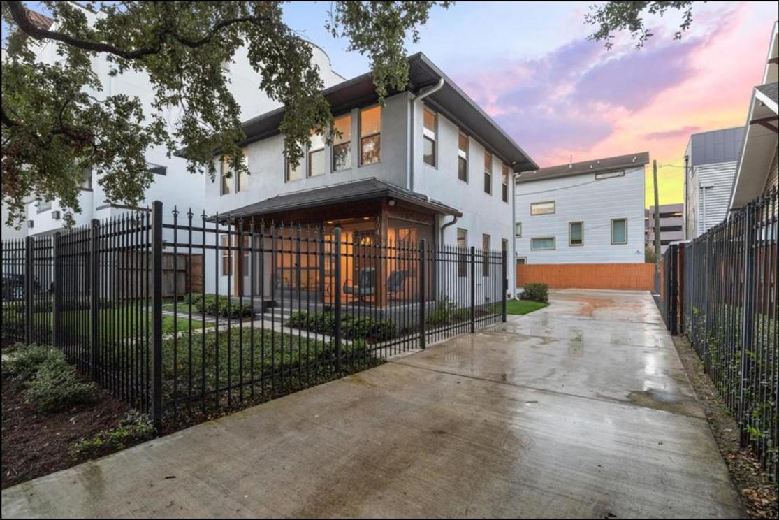 Mycrib Houston Hostel المظهر الخارجي الصورة
