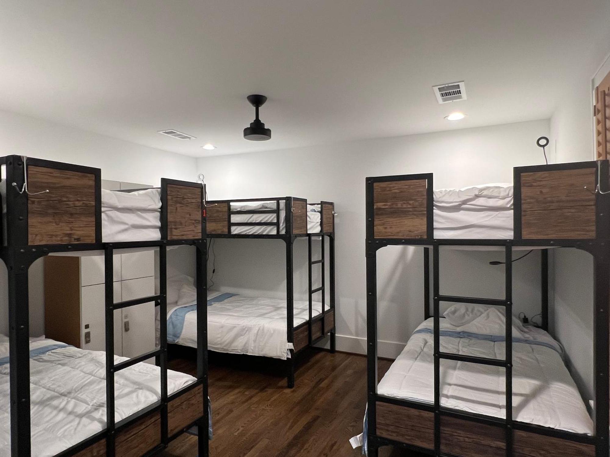 Mycrib Houston Hostel المظهر الخارجي الصورة